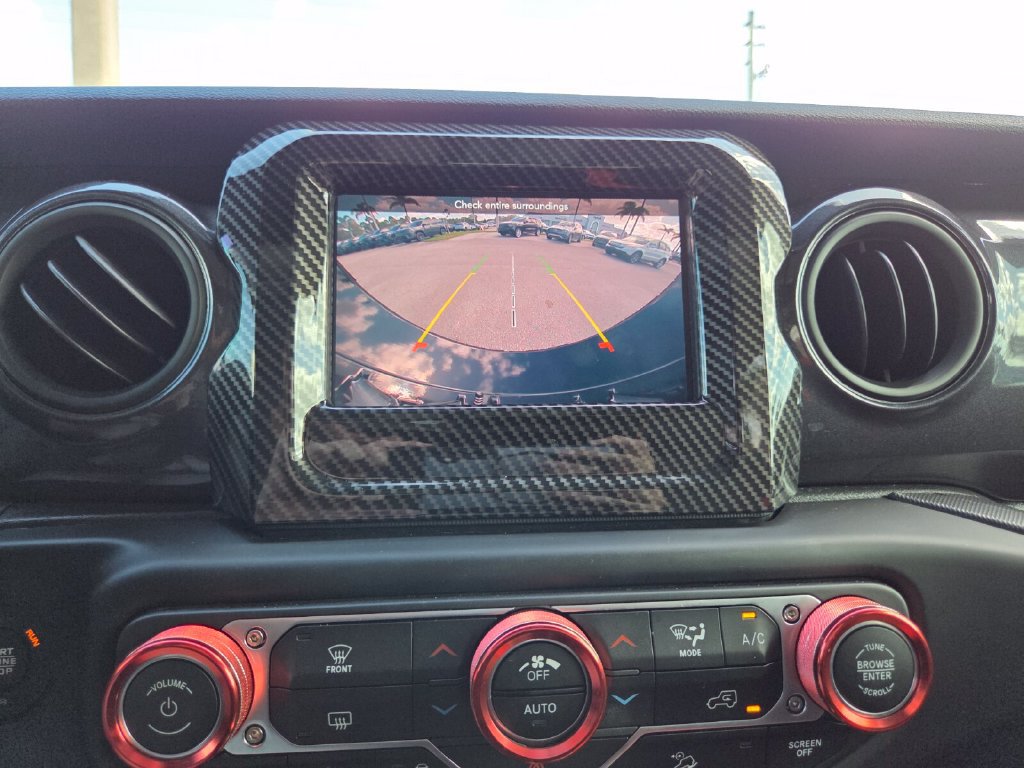 Used 2021 Jeep Wrangler Unlimited Sport AWD/4WD image 36