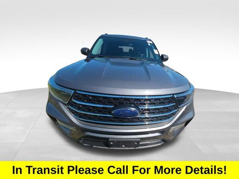 Used 2021 Ford Explorer XLT w/ Equipment Group 202A AWD/4WD image 2