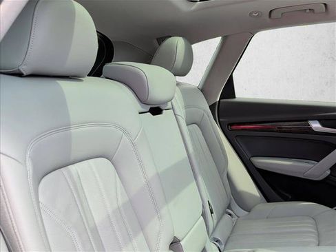 Used 2018 Audi Q5 2.0T Premium Plus AWD/4WD image 22