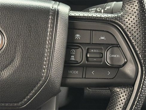 Used 2025 Toyota Tacoma SR image 14