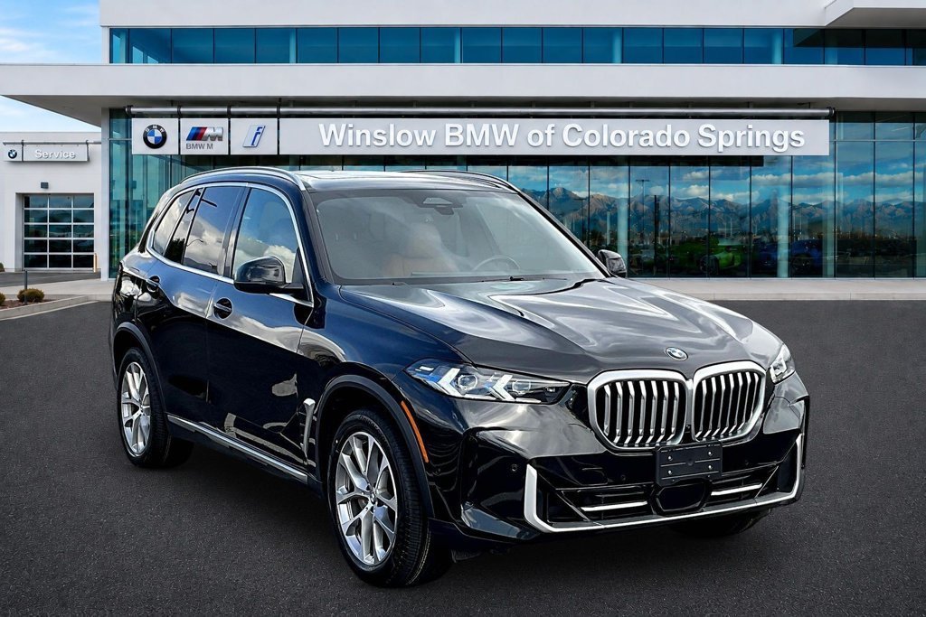 Used 2024 BMW X5 xDrive40i w/ Premium Package AWD/4WD image 1
