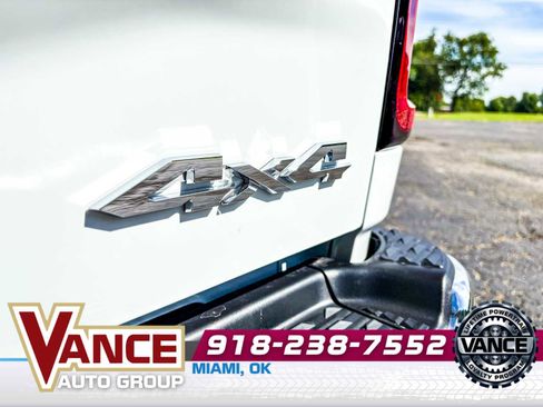 Used 2025 RAM 3500 Big Horn image 11