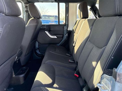 Used 2014 Jeep Wrangler Unlimited Sahara w/ Dual Top Group image 9