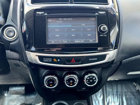 Used 2015 Mitsubishi Outlander Sport SE image 19