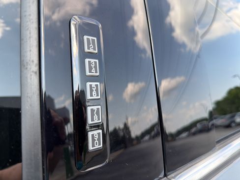 Used 2024 Ford F250 Lariat w/ Lariat Ultimate Package AWD/4WD image 27