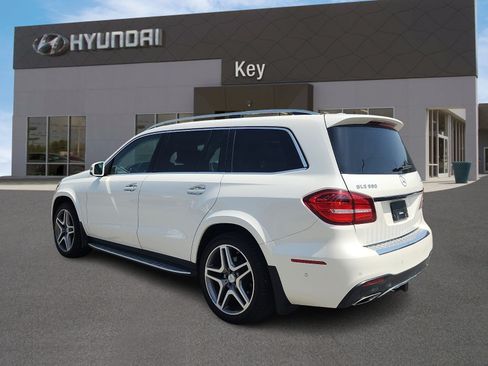 Used 2017 Mercedes-Benz GLS 550 4MATIC image 5