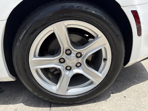Used 2016 Chevrolet Camaro LT RWD image 40