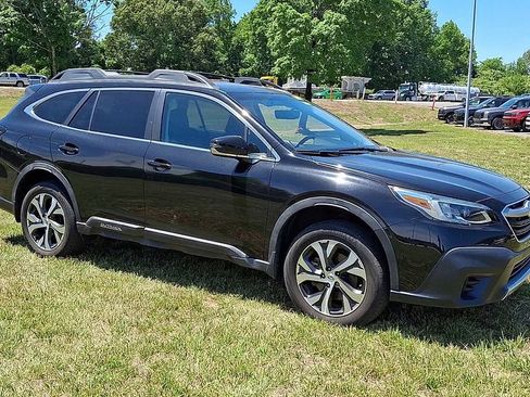 Used 2020 Subaru Outback Limited w/ Popular Package #2 AWD/4WD image 2