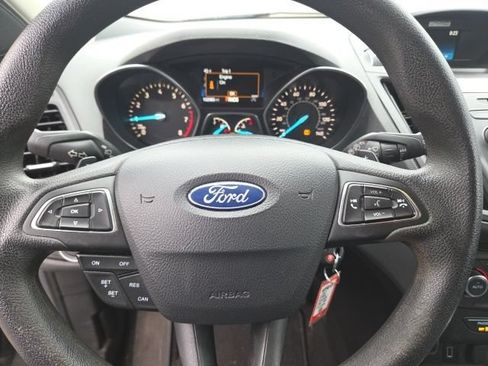 Used 2017 Ford Escape SE FWD image 20