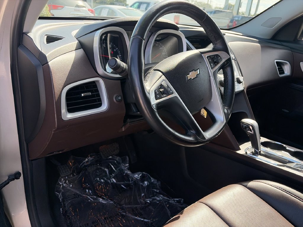 Used 2015 Chevrolet Equinox LTZ FWD image 17