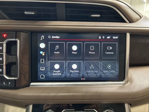 Used 2022 GMC Yukon XL Denali image 22