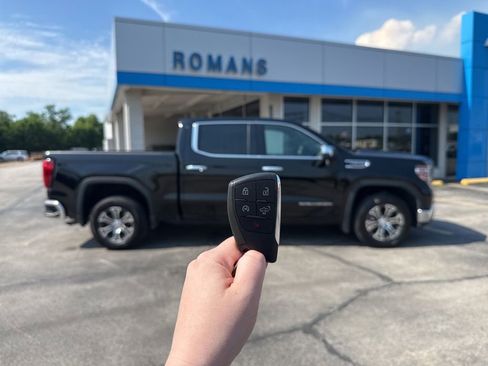Used 2025 GMC Sierra 1500 SLT RWD image 23