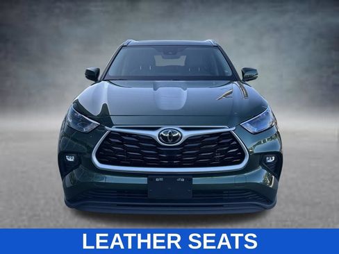 Used 2023 Toyota Highlander XLE FWD image 9