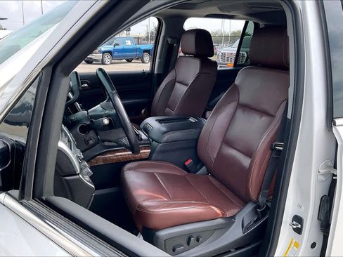 Used 2020 Chevrolet Tahoe Premier w/ Premier Plus Edition image 14