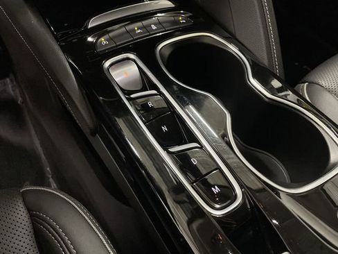 Certified 2023 Buick Envision Essence image 27