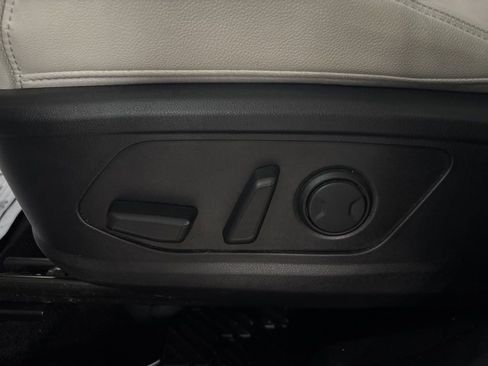 Certified 2023 Hyundai Tucson Limited AWD/4WD image 19