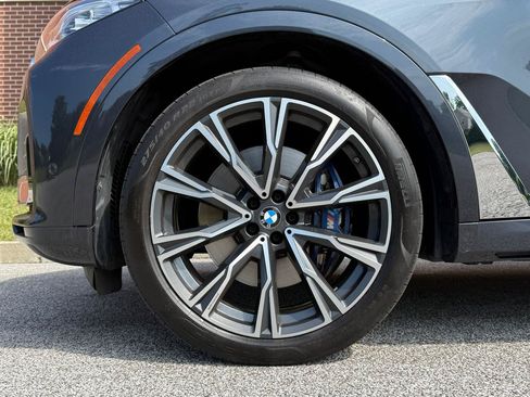 Used 2021 BMW X7 xDrive40i w/ Cold Weather Package AWD/4WD image 40