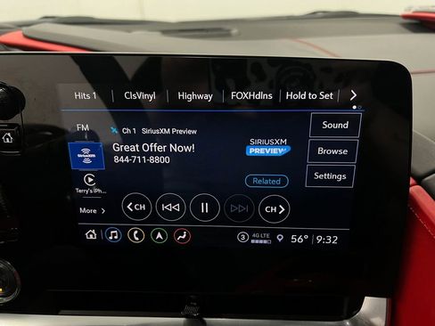 Used 2021 Chevrolet Corvette Stingray Premium Conv w/ Z51 Performance Package image 19