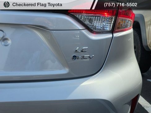 Used 2026 Toyota Corolla LE image 8