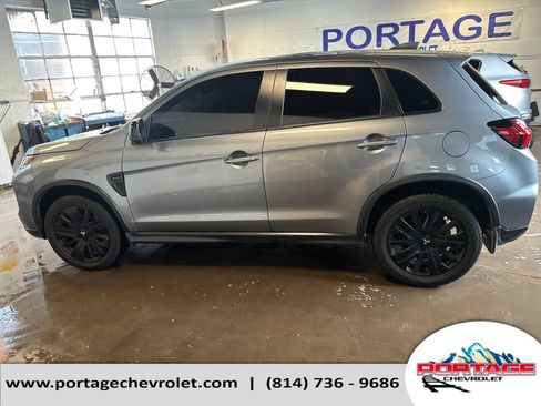 Used 2024 Mitsubishi Outlander Sport ES AWD/4WD image 2
