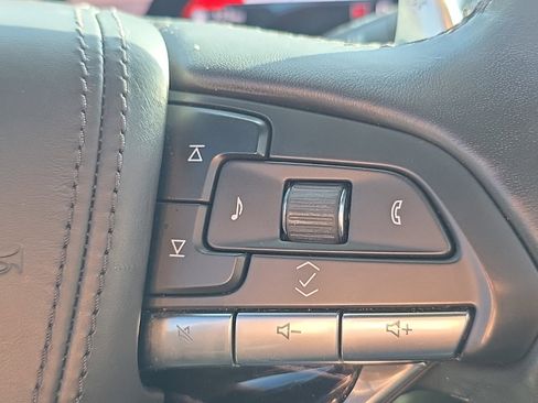 Used 2023 Cadillac Escalade V image 40