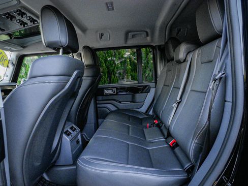 Used 2024 INEOS Grenadier Fieldmaster Edition image 30