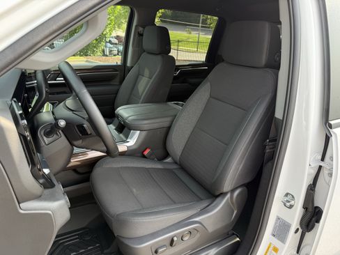 Used 2026 Chevrolet Silverado 2500 LT w/ Safety Package AWD/4WD image 16