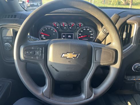 Used 2022 Chevrolet Silverado 1500 Custom RWD image 15