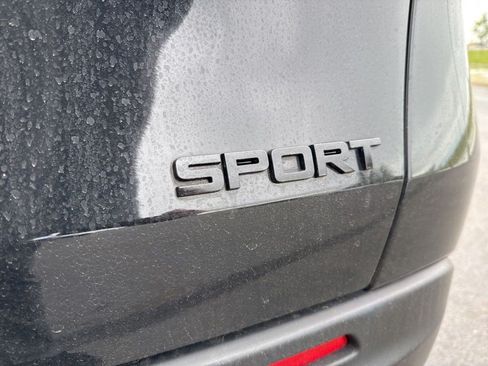 Certified 2023 Honda HR-V Sport image 7