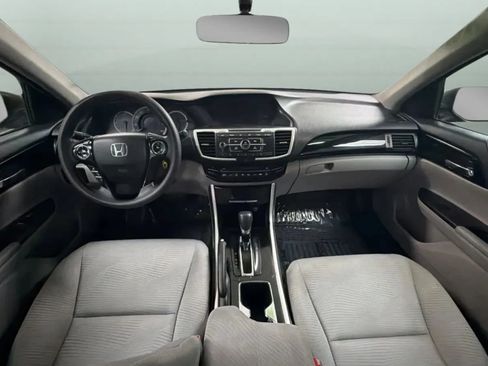 Used 2016 Honda Accord LX image 9