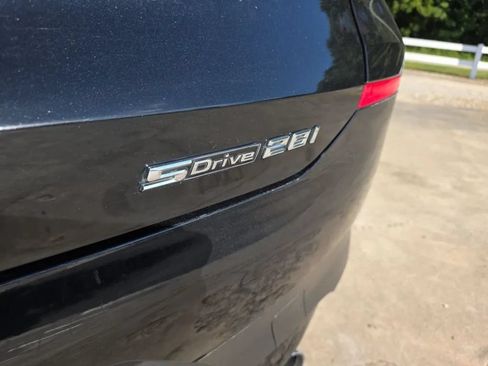 Used 2022 BMW X2 sDrive28i w/ Convenience Package FWD image 12