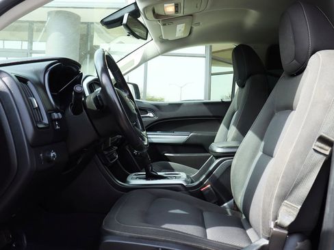 Used 2019 Chevrolet Colorado LT image 38