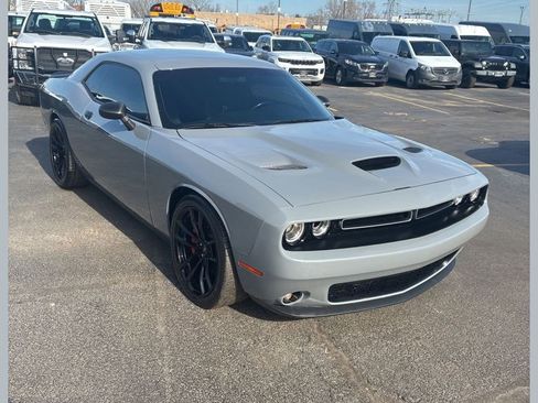 Used 2021 Dodge Challenger R/T Scat Pack image 1