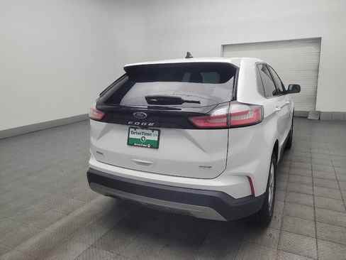 Used 2022 Ford Edge SEL AWD/4WD image 9