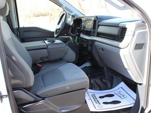 Used 2023 Ford F350 XLT w/ FX4 Off-Road Package image 16