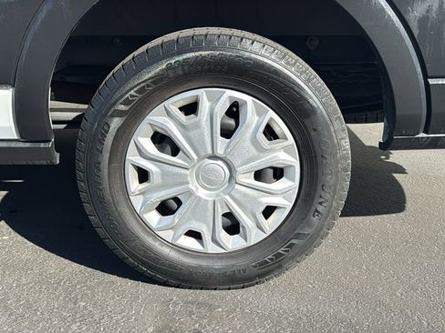 Certified 2022 Ford Transit 350 XLT image 8