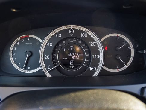 Used 2013 Honda Accord LX image 31