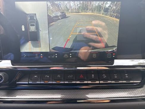 Used 2026 Chevrolet Silverado 1500 ZR2 image 17