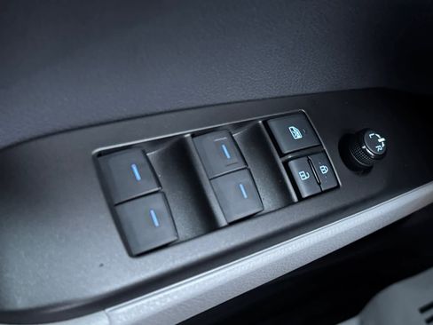 Certified 2022 Toyota Camry LE image 15