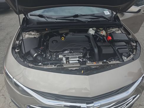 Used 2023 Chevrolet Malibu LT FWD image 19