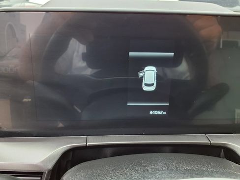 Used 2025 Kia Telluride S FWD image 10