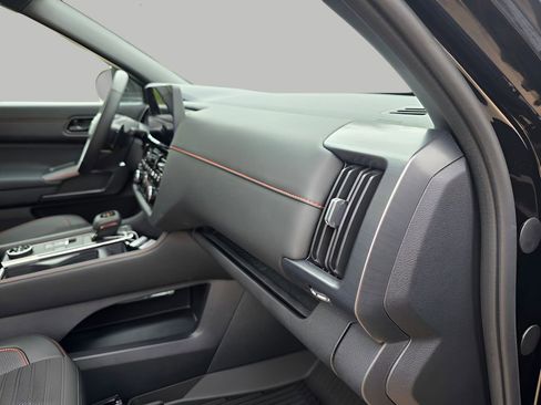 New 2026 Nissan Pathfinder Rock Creek image 17