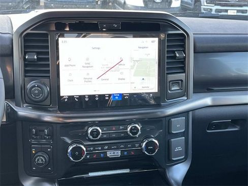 New 2025 Ford F150 Lariat w/ Equipment Group 501A Mid image 15