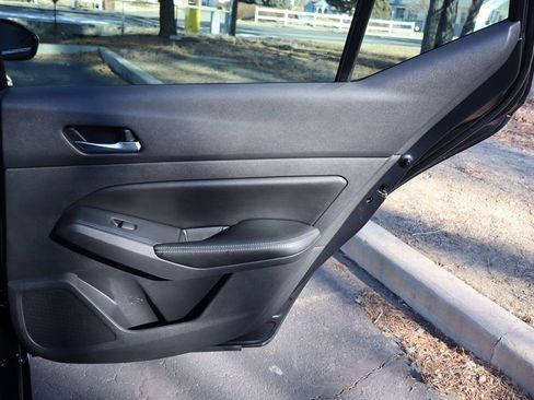 Used 2022 Nissan Altima 2.5 SV image 25