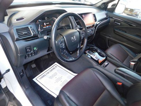 Used 2023 Honda Ridgeline Black Edition image 16