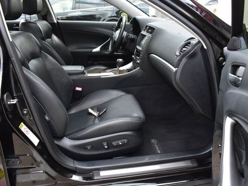 Used 2011 Lexus IS 250 AWD image 17