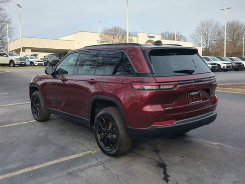 New 2026 Jeep Grand Cherokee Altitude AWD/4WD image 3