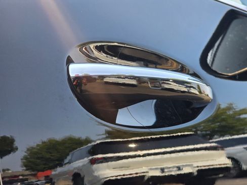 Used 2023 Mercedes-Benz GLC 300 4MATIC image 28
