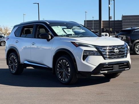 New 2026 Nissan Rogue Platinum w/ Tech Package AWD/4WD image 9