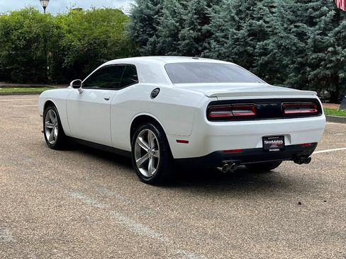 Used 2015 Dodge Challenger R/T w/ Quick Order Package 22B R/T RWD image 20